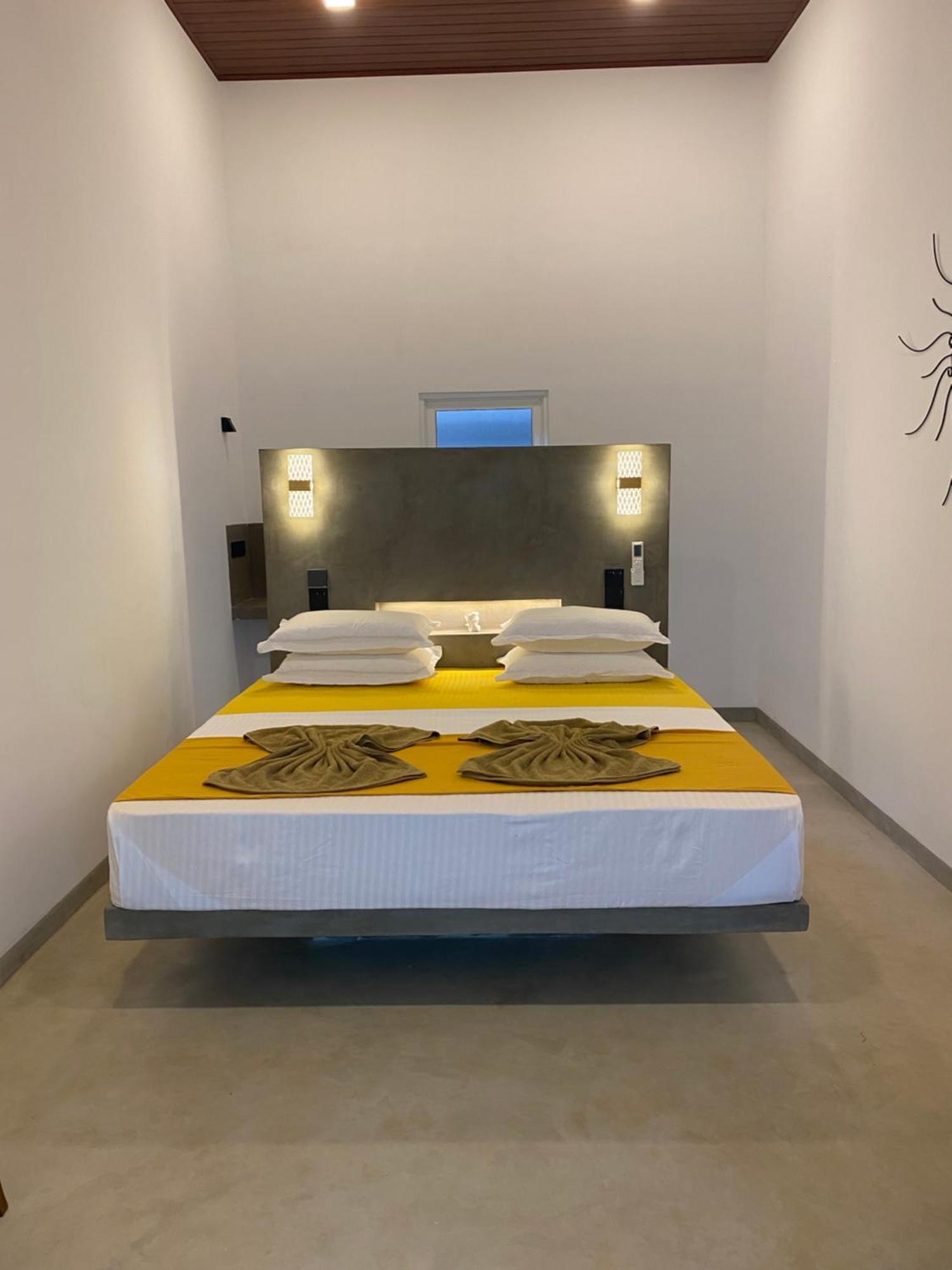 Thisu Villa Zuid-Dikwella Buitenkant foto